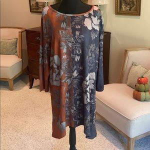 Beautiful Rust and Gray Floral Tunic NWT